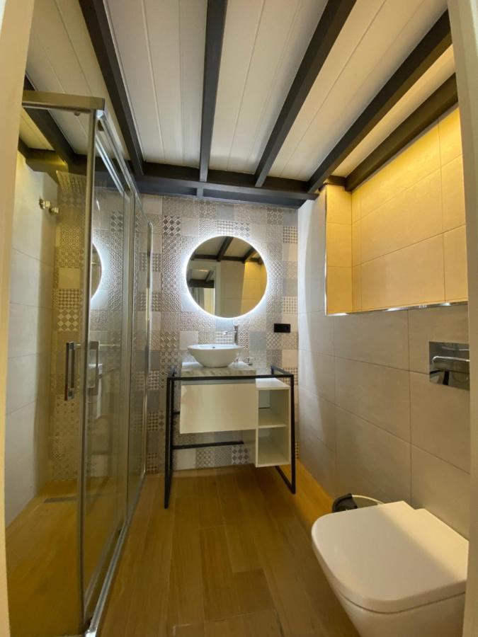 Loft Laura Nervion Lägenhet Sevilla Exteriör bild