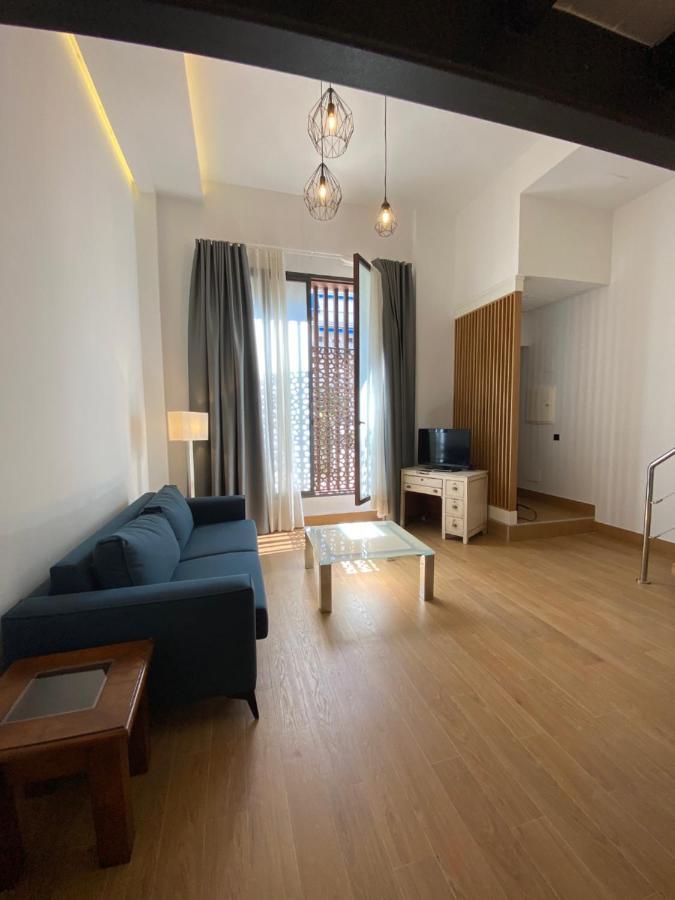 Loft Laura Nervion Lägenhet Sevilla Exteriör bild