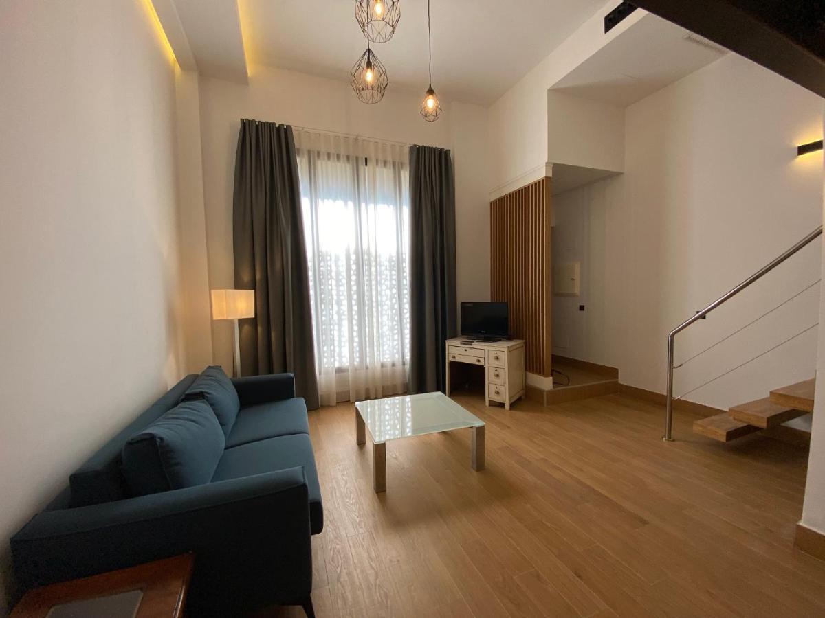 Loft Laura Nervion Lägenhet Sevilla Exteriör bild