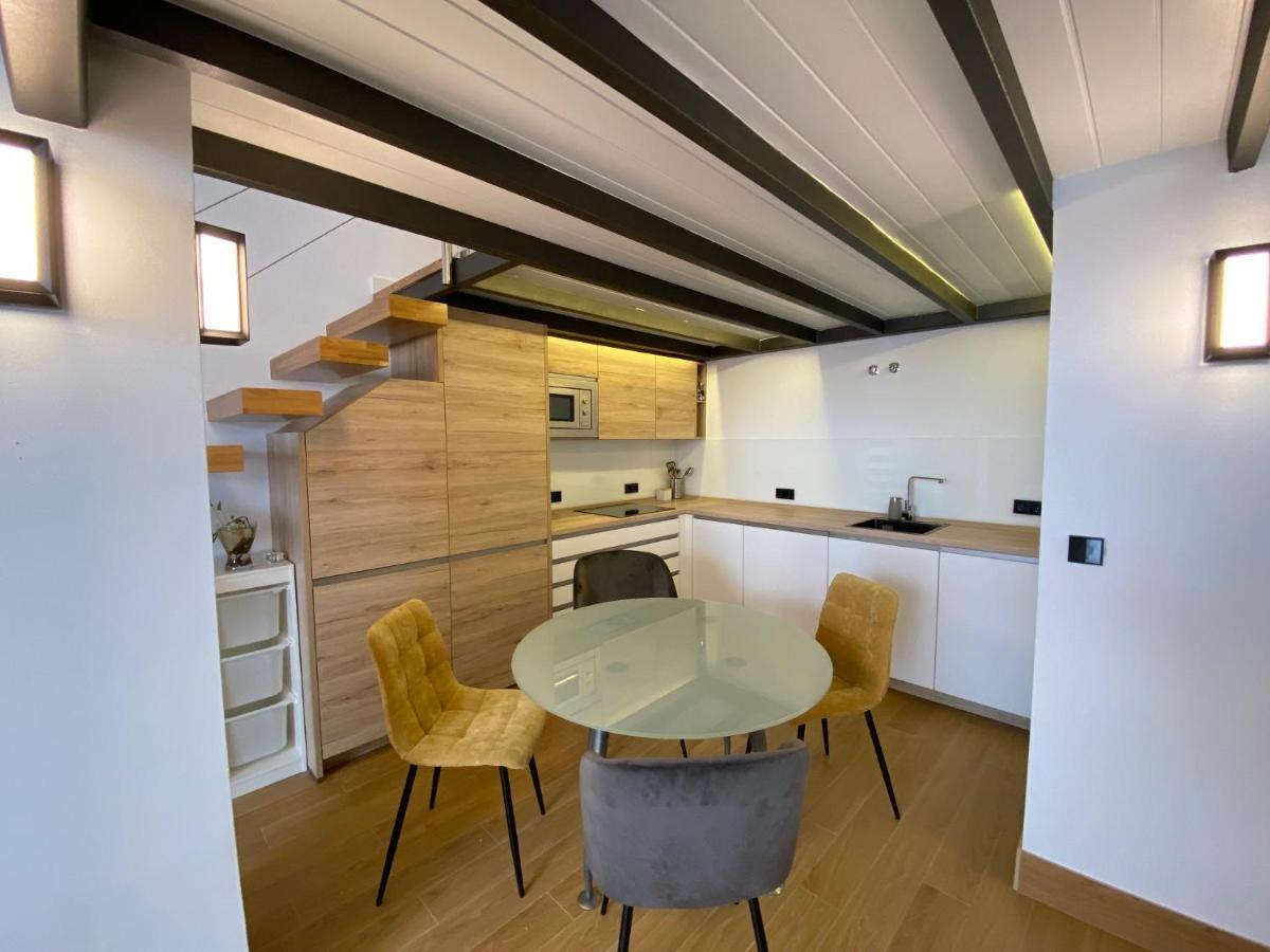 Loft Laura Nervion Lägenhet Sevilla Exteriör bild