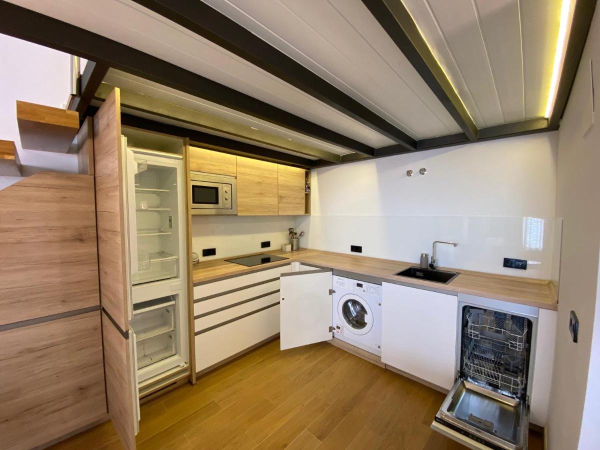 Loft Laura Nervion Lägenhet Sevilla Exteriör bild